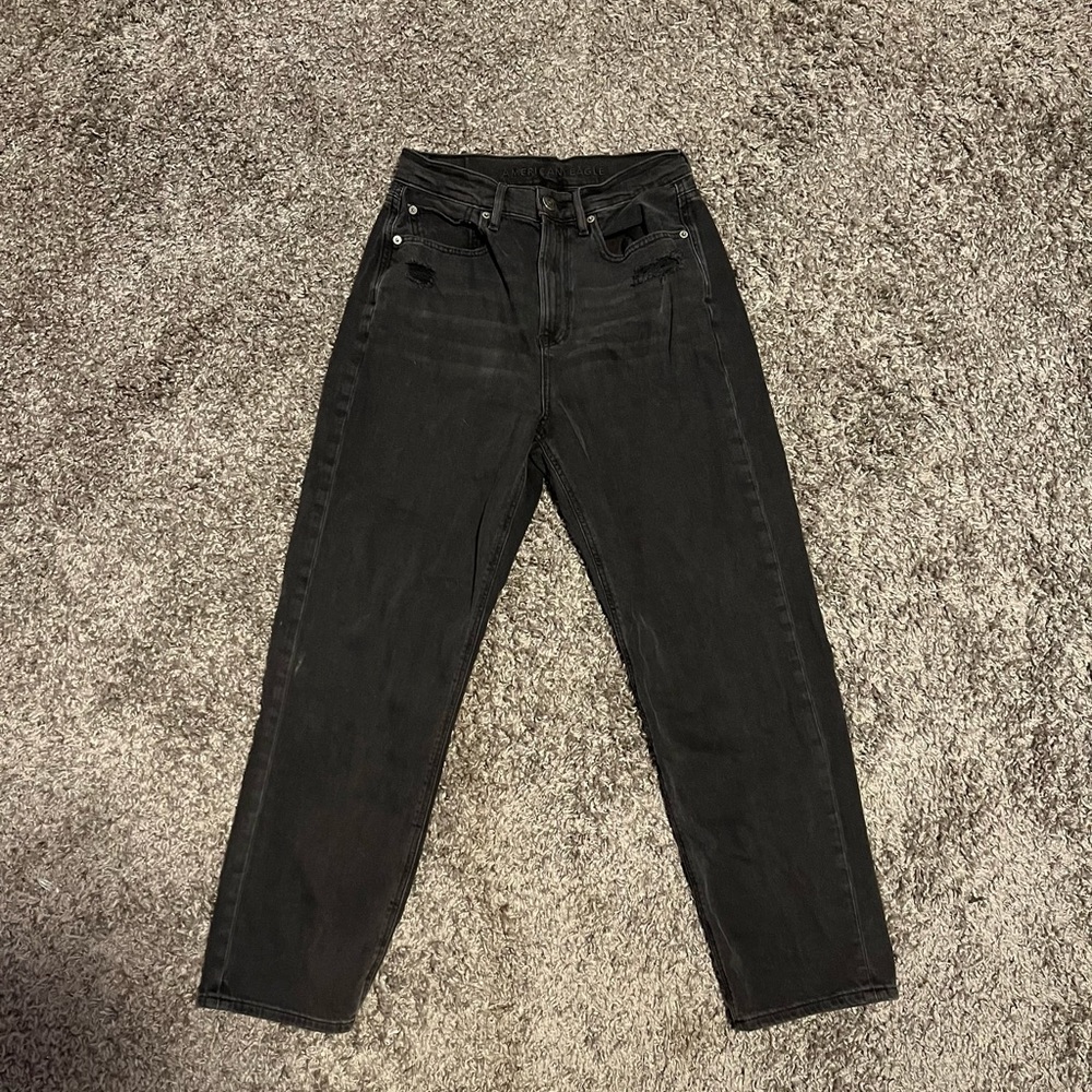 Black mom jeans